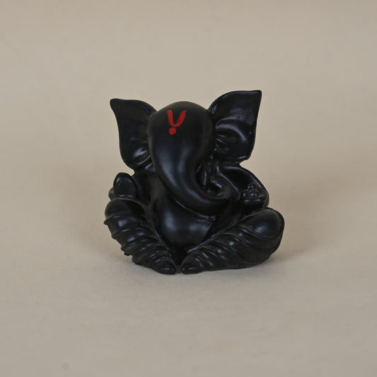 Ganesh Idol (Black)