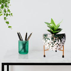 Green Decorative Pot With Stand For Indoor Plants Rust Free Metal Plant Pot
