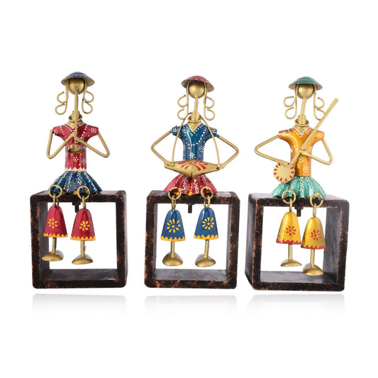 Handcrafted Metal Lady Musician Statue | Indian Folk Art Showpiece, Rustic Vintage Decor